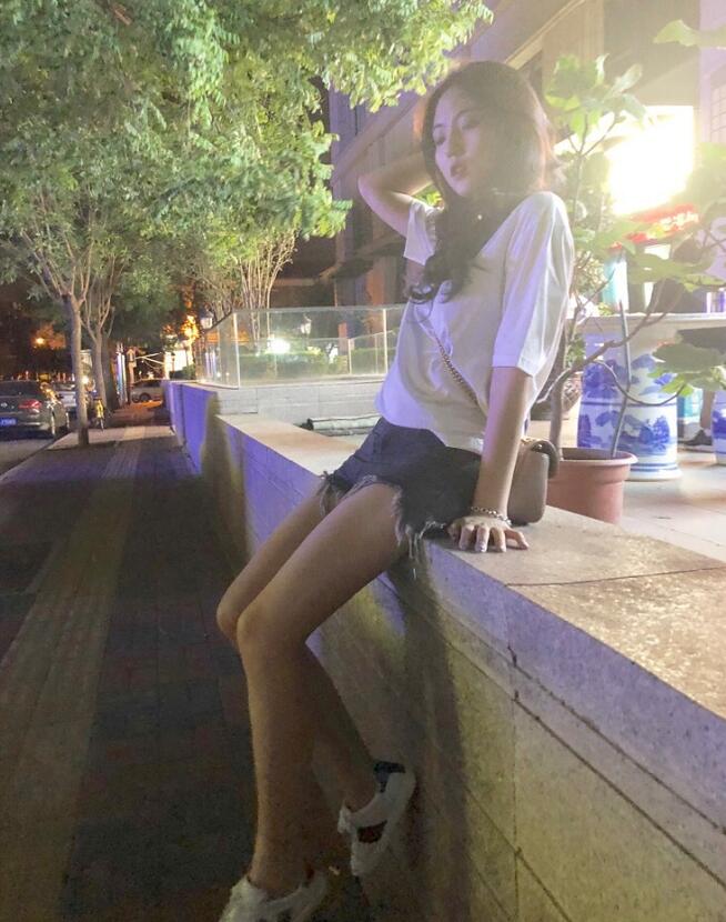 抖音女神M哥生活照写真图片 御姐范儿萝莉范儿性感范儿应有尽有
