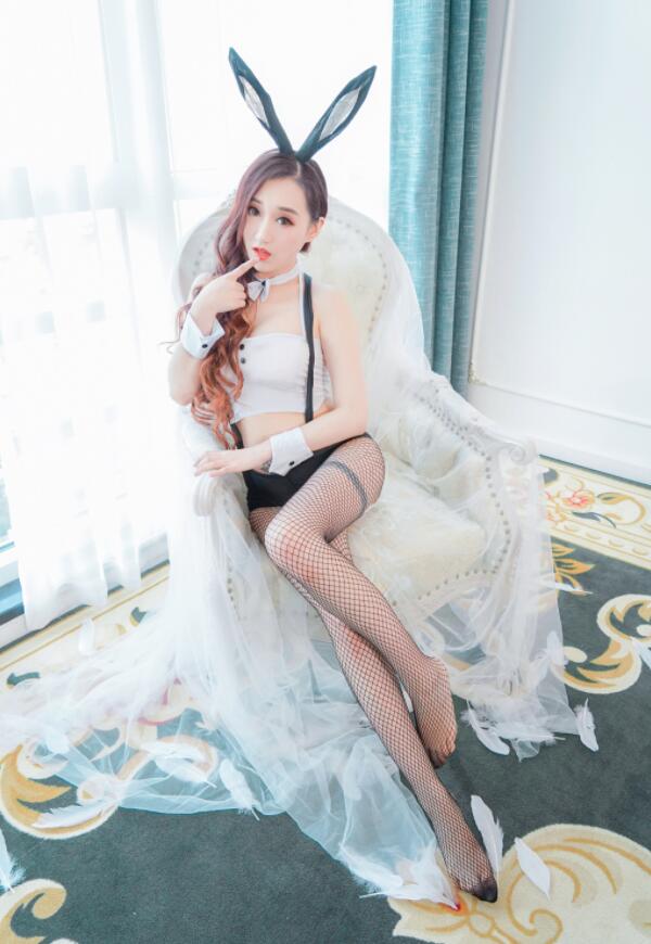 斗鱼户外主播梦蝶小公举最新性感私房照写真 豪乳福利诱惑至极