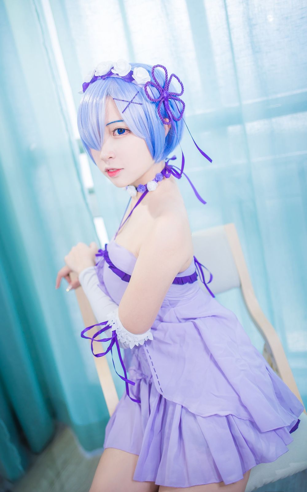 网红COSER二佐Nisa粉色护士服完美身材扮演蕾姆1号本